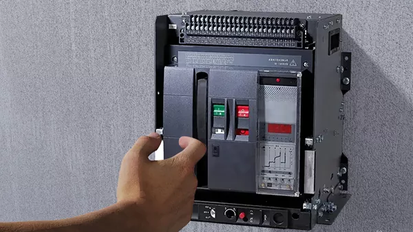 مدار شکن ولتاژ پایین مدار شکن ولتاژ پایین